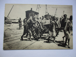 Delcampe - Cpa...militaria...débarquement De Canons De 75 A Casablanca...1927...animée... - Casablanca