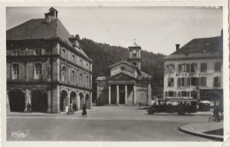 Delcampe - 88 - RAON L'ETAPE - L'Eglise Et L'Hôtel De Ville  (CPSM Petit Format Bords Crantés) - Raon L'Etape