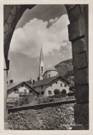 Delcampe - Schweiz Zernez Dorfpartie Kirche Architektur Berglandschaft Gestempelt #SCB765 - Zernez