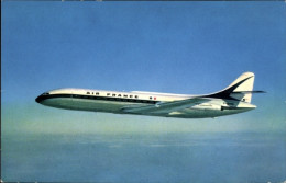 Delcampe - CPA Französisches Passagierflugzeug, Air France, Caravelle - Altri & Non Classificati