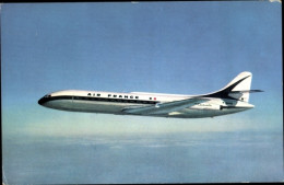 Delcampe - CPA Französisches Passagierflugzeug, Air France, Caravelle - Altri & Non Classificati
