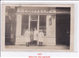 Delcampe - Carte Photo De Commerce : Coiffeur à Paris ? ( Glacière De L'Alimentation RODIER) - Très Bon état - Geschäfte
