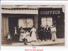 Delcampe - Carte Photo De Commerce : Coiffeur - (cachet Du 9ème Régiment D'infanterie Au Dos) -  état - Geschäfte