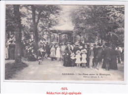 Delcampe - NEVERS: Le Parc Avec La Musique - Très Bon état - Nevers