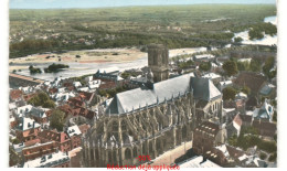 Delcampe - NEVERS: La Cathédrale Saint-cyr Vue Aérienne 10x15 - Très Bon état - Nevers