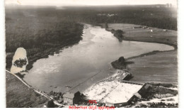 Delcampe - SAINT-AVOLD: Vue Aérienne 10X15 - état - Saint-Avold