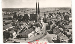 Delcampe - SARRALBE: L'église Et La Vieille Tour Vue Aérienne 10X15 - Très Bon état - Sarralbe