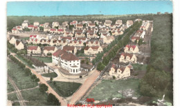 Delcampe - FAULQUEMLONT-CITE: Le Foyer Des Célilbataires Vue Aérienne 10X15 - Très Bon état - Faulquemont