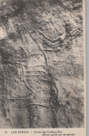 Delcampe - France Les Eyzies Grotte Combarelles Art Renne Préhistorique Unposted #SCC817 - Les Eyzies