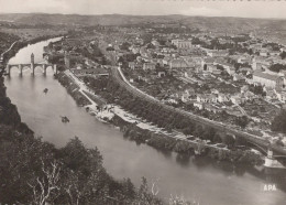 Delcampe - France Cahors Lot Vue Générale Pont Valentré Ville Et Rivière Unposted #SCC586 - Cahors