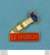 Delcampe - 1 PIN'S //  ** PIÈCES AUTO / BOSCH / BOUGIE D'ALLUMAGE ** . (M.D.B.) - Otros & Sin Clasificación