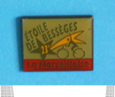 Delcampe - 1 PIN'S //   ** 23 ème ÉTOILE DE BESSÈGES / LA MARSEILLAISE ** - Ciclismo