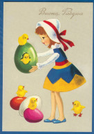 Delcampe - Ostern; Mädchen Hält Ein Großes Grünes Osterei - Ostern