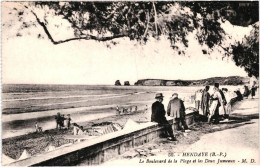 Delcampe - CPA  Carte  Postale  France  Hendaye  Boulevard De La Plage Et Les Deux Jumeaux   VM111092 - Hendaye