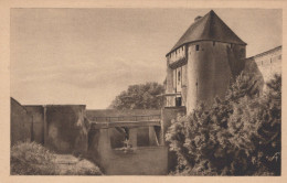 Delcampe - France Caen Normandie Caserne Du Château Xie Siècle Unposted #SCD241 - Caen