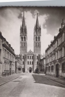 Delcampe - France Caen Église St Étienne Abbaye Aux Hommes Architecture Unposted #SCD995 - Caen