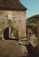 Delcampe - France Castelnaud Vieille Rue Et Architecture Rurale Unposted #SCD971 - Autres & Non Classés