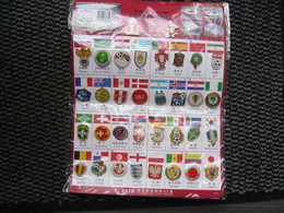 Delcampe - Plaquette 34 Pin S SPORT FOOTBALL COUPE DU MONDE RUSSIA 2018 NEUF  2 Photos A Voir - Fútbol