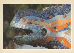 Delcampe - ESPAÑA Barcelona Cataluña Parque Güell Dragón Mosaico Gaudí Escultura #SCE855 - Barcelona
