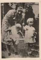 Delcampe - USA United States Mother And Two Children On Swing Greetings To Holland #SCF302 - Santa Ana