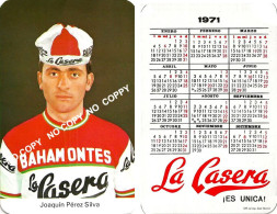 Delcampe - CARTE CYCLISME JOAQUIN PEREZ TEAM LA CASERA - BAHAMONTES 1971 ( COUPE FORMAT 7 X 10,7 ) - Radsport