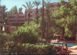 Delcampe - N°43611 Z -cpsm Marrakech -hôtel Es Saadi -la Piscine- - Marrakech