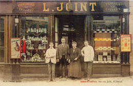 Delcampe - DEPT 76 AUMALE RUE AUX JUIFS SALON DE COIFFURE  TRÉS BELLE ANIMATION 9X14 REIMPRESSION DE CARTES ANCIENNES - Aumale