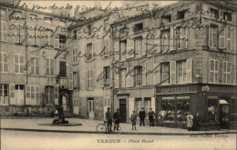 Delcampe - 55  VERDUN  Place Mazel - Verdun