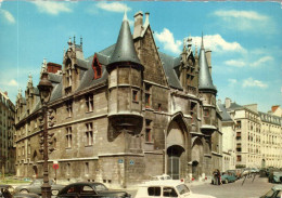 Delcampe - N°43619 Z -cpsm Paris -quartier Du Marais -l'hôtel De Sens- - Autres Monuments, édifices