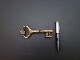Delcampe - Korkenzieher In Schlüsselform, Ca. 140g - Apri-bottiglie/levacapsule