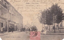 Delcampe - VERDUN  -  MEUSE  -  (55)   -   CPA  ANIMEE  DE  1905  -  LA  PLACE   D'ARMES. - Verdun