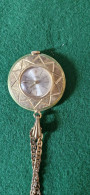 Delcampe - Montre Pendentif Pour Femme « Lancel » En Plaqué Or (Made In Suisse) Mécanisme Mécanique, Pour Pièces Ne Fonctionne Plus - Montres Haut De Gamme