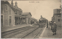 Delcampe - YVETOT    LA GARE  TRAIN - Yvetot