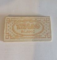 Delcampe - PC1 - RIZ LA CROIX - Blanc -  Papier à Cigarettes - Feuilles à Rouler - Autres & Non Classés