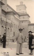 Delcampe - ITALIA - FERRARA - Castello, Vera Foto, Retro Bianco, Mm 140x90 Anni 50 - GEN 25- 3-18 - Ferrara