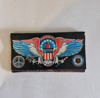 Delcampe - PC3 - PATRIOTIC ROLLING PAPER-  Papier à Cigarettes - Feuilles à Rouler - USA - Autres & Non Classés