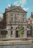 Delcampe - Nederland Leiden De Waag Architectuur Historisch Gebouw Aan Gracht #SCG145 - Leiden