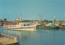 Delcampe - Nederland Urk Havengezicht M S Prins Claus Vissersboten Afgestempeld #SCG448 - Urk