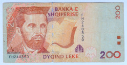 Delcampe - 1996 Albania 200 Leke 240550 Paper Banknote Money Currency - Albanie