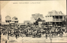Delcampe - CPA Port Au Prince Haiti, La Place Du Marche - Haiti