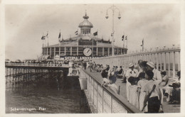 Delcampe - CPA PAYS-BAS - Scheveningen : Pier (Jetée) Et Le Pavillon Wandelhoofd - Animée - Scheveningen
