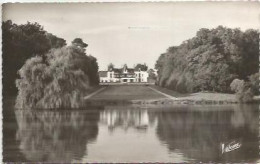 Delcampe - CPSM Lamotte Beuvron Le Chesnay - Lamotte Beuvron