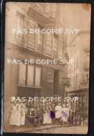 Delcampe - BREST - RARE CARTE PHOTO Rue De Siam - Devanture De Bar Café Restaurant Avec 2 Enseignes Différentes - Finistère 29 - Brest