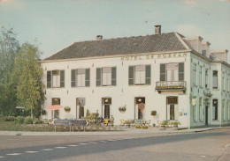 Delcampe - Nederland Barneveld Hotel De Roskam Architectuur Gefrankeerd #SCH470 - Barneveld