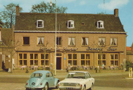 Delcampe - Nederland Gemert Hotel De Keizer Klassieke Auto S 60s Afgestempeld #SCH477 - Gemert