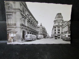 Delcampe - Cpsm    51      REIMS     La Rue Du Vesle Devant Le Théâtre - Reims