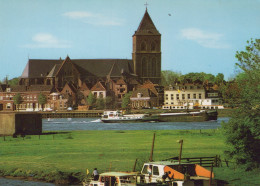 Delcampe - Nederland Kampen Bovenkerk Ijssel Rivier Schepen Architectuur Gepost #SCK201 - Kampen