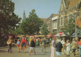 Delcampe - Nederland Schagen Noord Holland Levendige Marktscène Met Mensen #SCH995 - Königshäuser