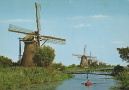 Delcampe - Nederland Kinderdijk Zuid Holland Poldermolens Landschap Met Molens Boot #SCH888 - Kinderdijk