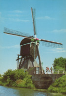 Delcampe - Nederland Kinderdijk Zuid Holland Windmolen Kanaal Toeristen Unposted #SCK820 - Kinderdijk